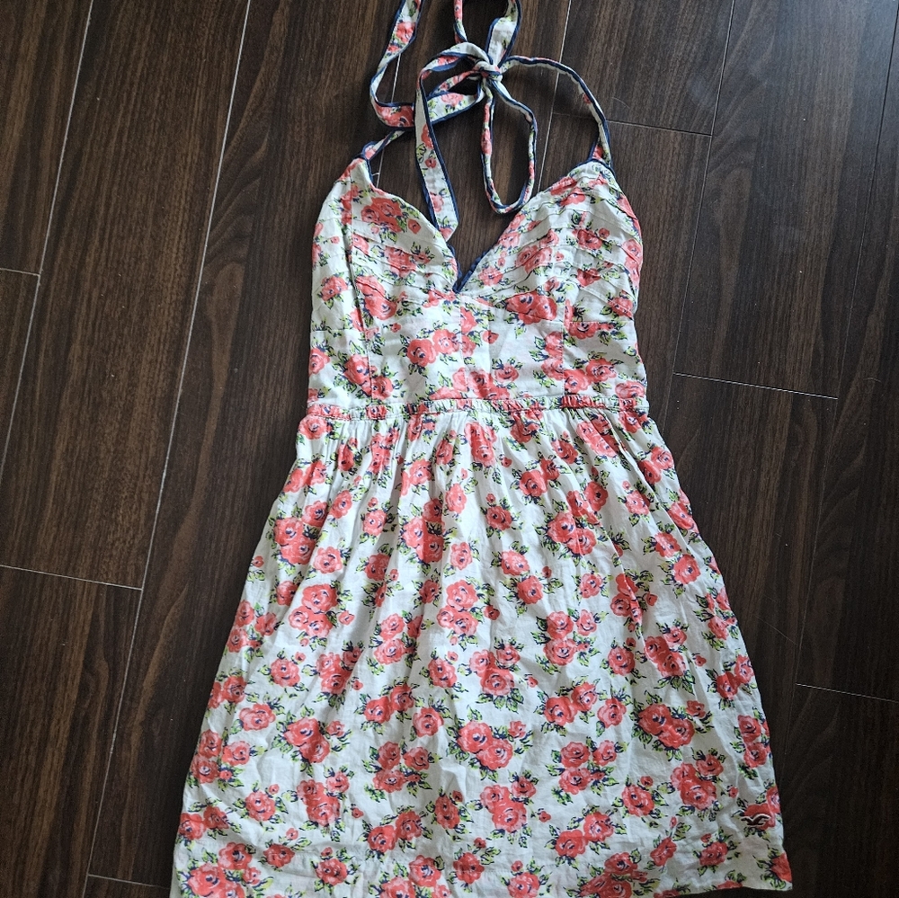 Hollister mini halter dress